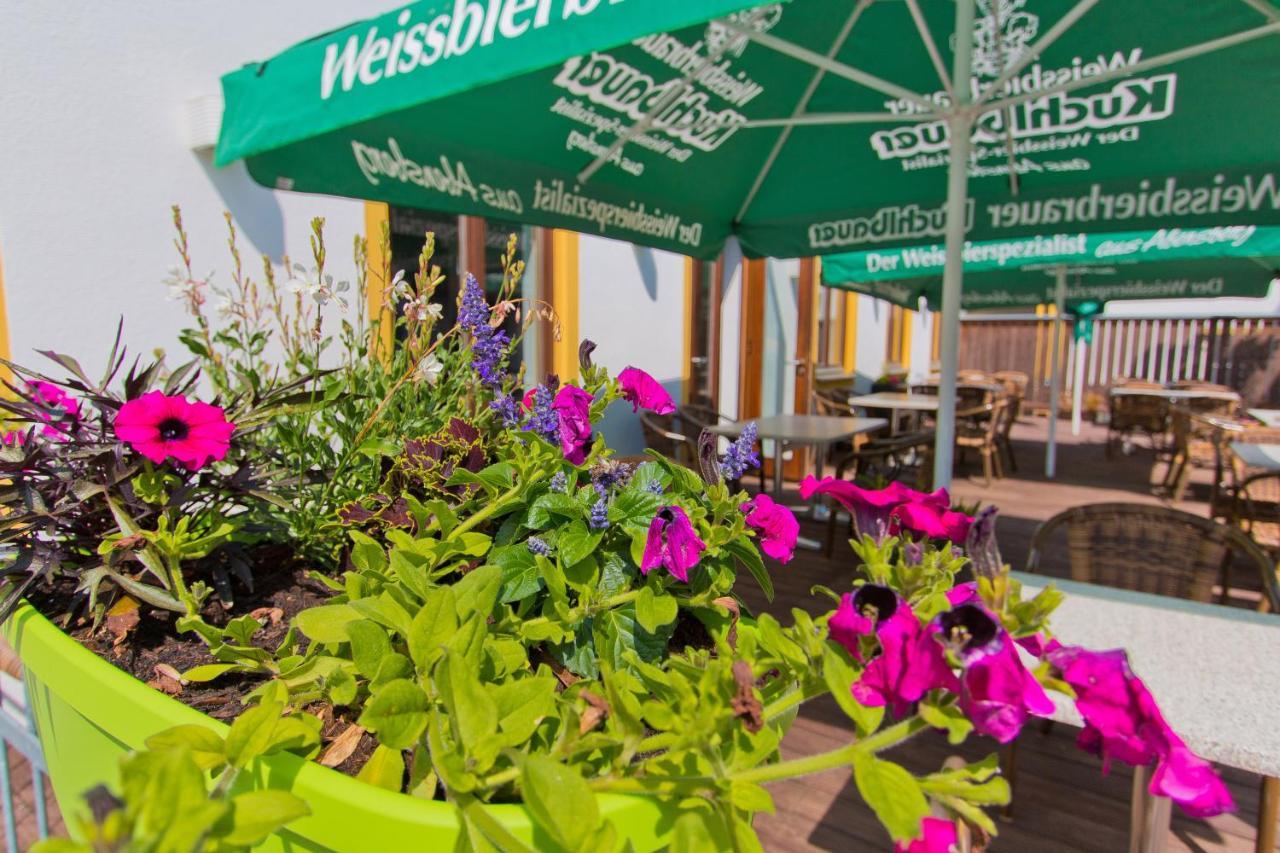 Gasthof Postbraeu Siegenburg Zewnętrze zdjęcie