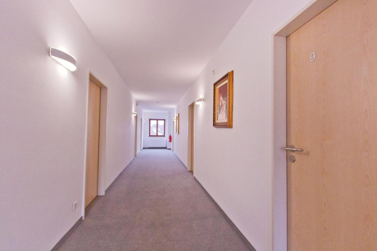 Gasthof Postbraeu Siegenburg Zewnętrze zdjęcie